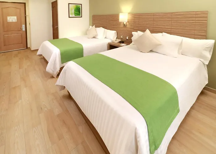 Wyndham Garden Monterrey Valle Real